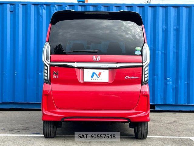Honda N BOX CUSTOM 2019-01 8526238-14