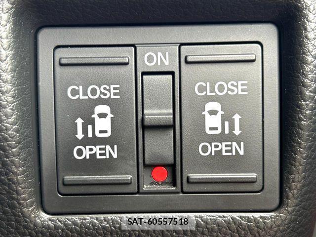 Honda N BOX CUSTOM 2019-01 8526238-2