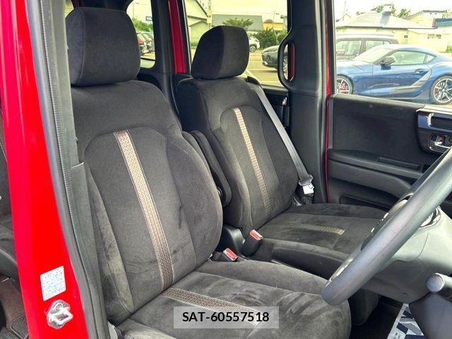 Honda N BOX CUSTOM 2019-01 8526238-7