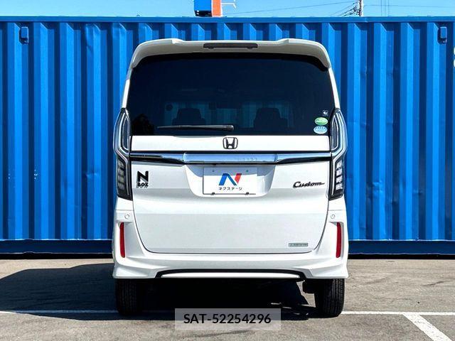 Honda N BOX CUSTOM 2019-08 8526227-14