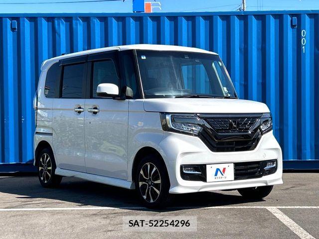 Honda N BOX CUSTOM 2019-08 8526227-15