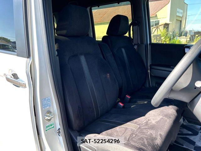Honda N BOX CUSTOM 2019-08 8526227-7