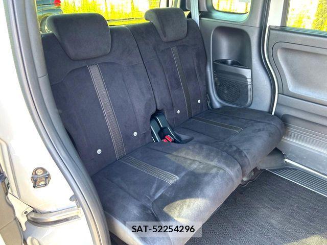 Honda N BOX CUSTOM 2019-08 8526227-8