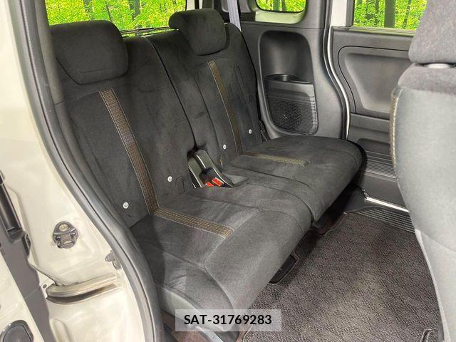 Honda N BOX CUSTOM 2018-06 8526237-9