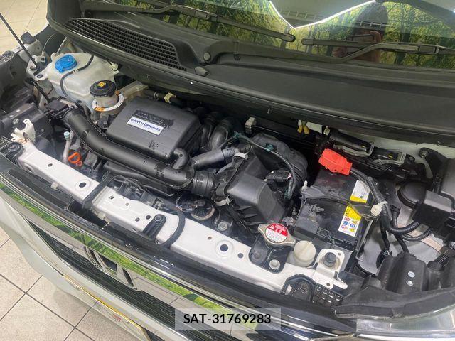 Honda N BOX CUSTOM 2018-06 8526237-17
