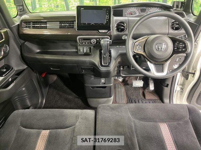 Honda N BOX CUSTOM 2018-06 8526237-1