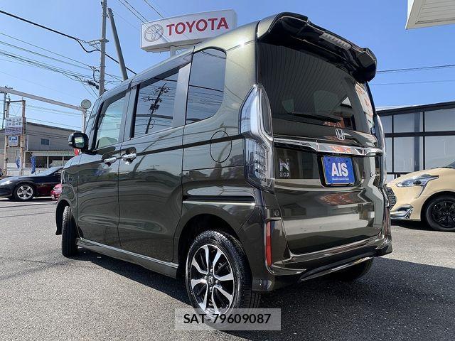 Honda N BOX CUSTOM 2019-11 8562953-1