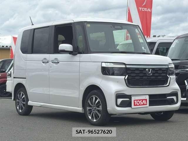 Honda N BOX CUSTOM 2023-11 8628072-19