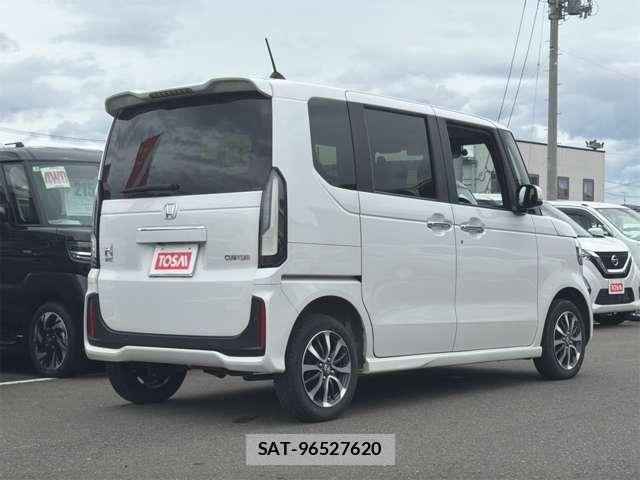 Honda N BOX CUSTOM 2023-11 8628072-20