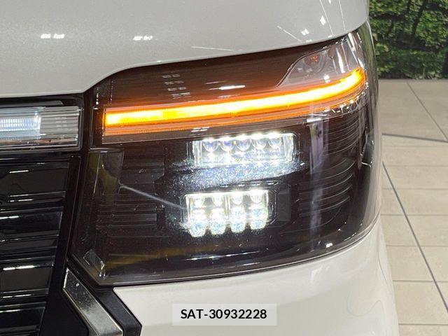 Honda N BOX CUSTOM 2023-11 8628071-11