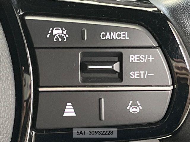 Honda N BOX CUSTOM 2023-11 8628071-6
