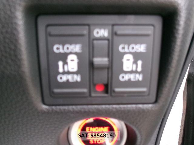 Honda N BOX CUSTOM 2023-12 8628073-10