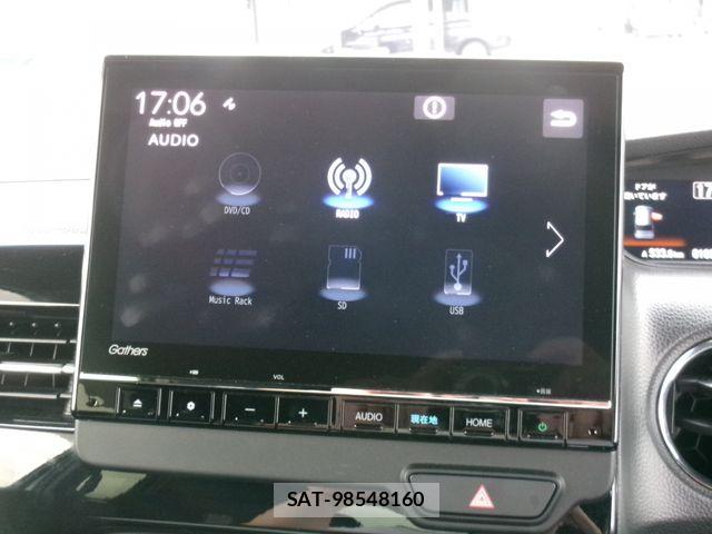 Honda N BOX CUSTOM 2023-12 8628073-14