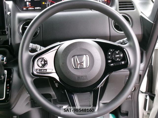 Honda N BOX CUSTOM 2023-12 8628073-18