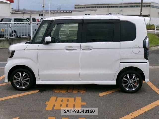 Honda N BOX CUSTOM 2023-12 8628073-7