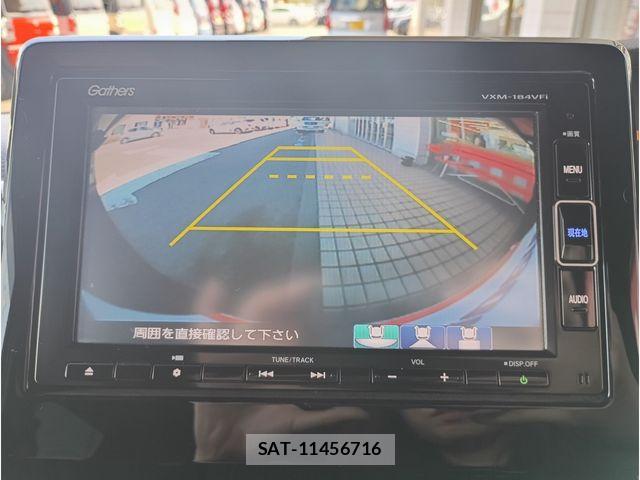 Honda N BOX CUSTOM 2018-02 8628076-10