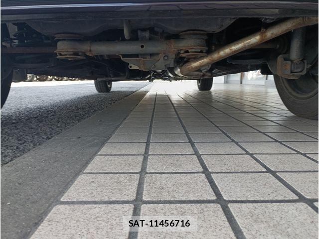 Honda N BOX CUSTOM 2018-02 8628076-19