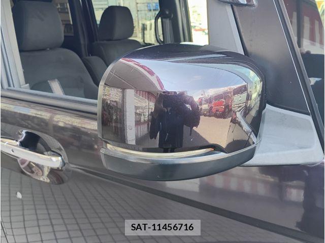Honda N BOX CUSTOM 2018-02 8628076-6