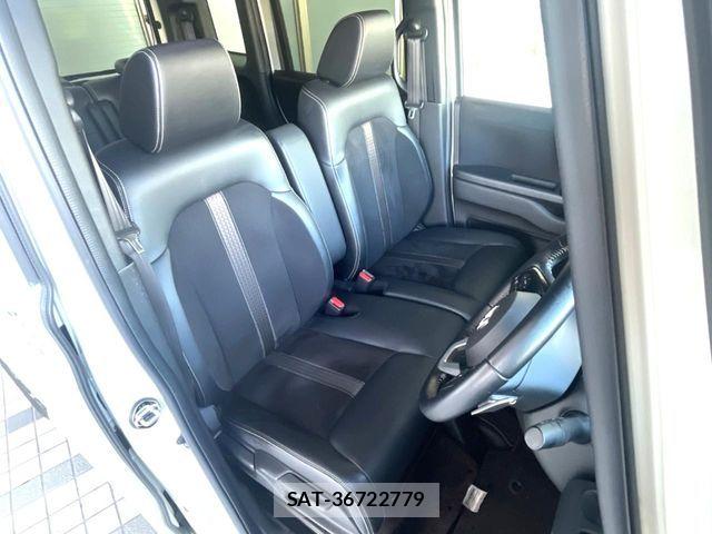 Honda N BOX CUSTOM 2017-08 8666640-8