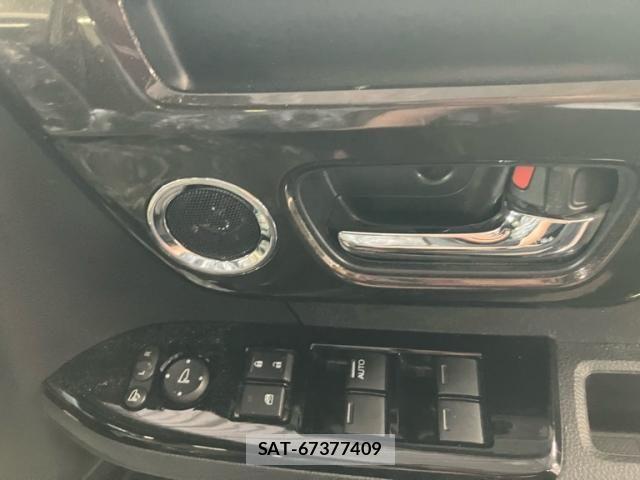Honda N BOX CUSTOM 2018-10 8660661-17