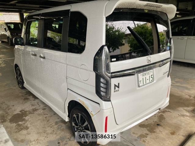 Honda N BOX CUSTOM 2019-10 8660663-4