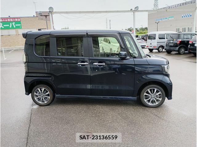 Honda N BOX CUSTOM 2023-11 8686165-3