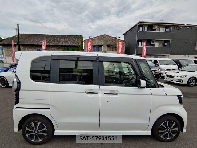 Honda N BOX CUSTOM 2018-05 8686164-7