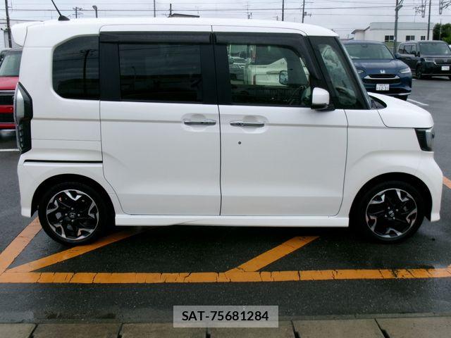 Honda N BOX CUSTOM 2017-09 8744729-3
