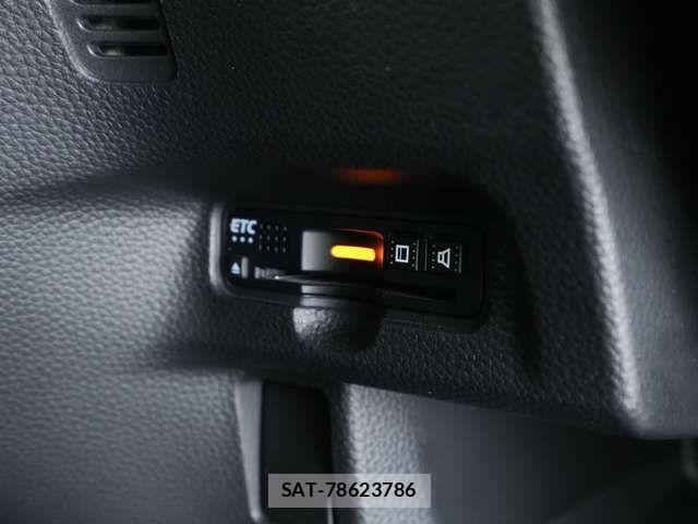 Honda N BOX CUSTOM 2018-10 8744728-14