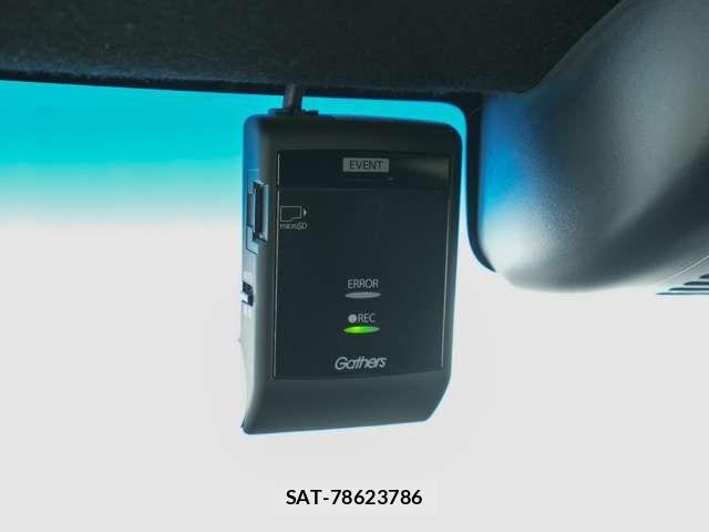 Honda N BOX CUSTOM 2018-10 8744728-15