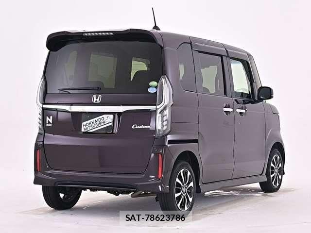 Honda N BOX CUSTOM 2018-10 8744728-18