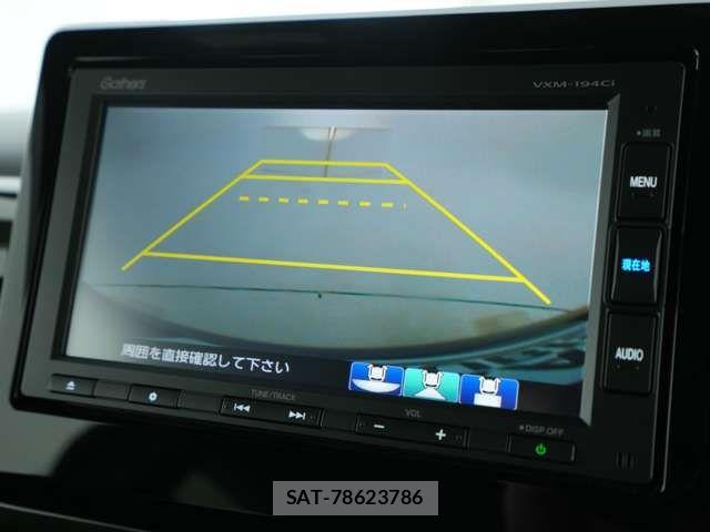 Honda N BOX CUSTOM 2018-10 8744728-3