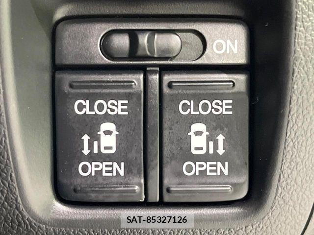 Honda N BOX CUSTOM 2014-03 8796913-5