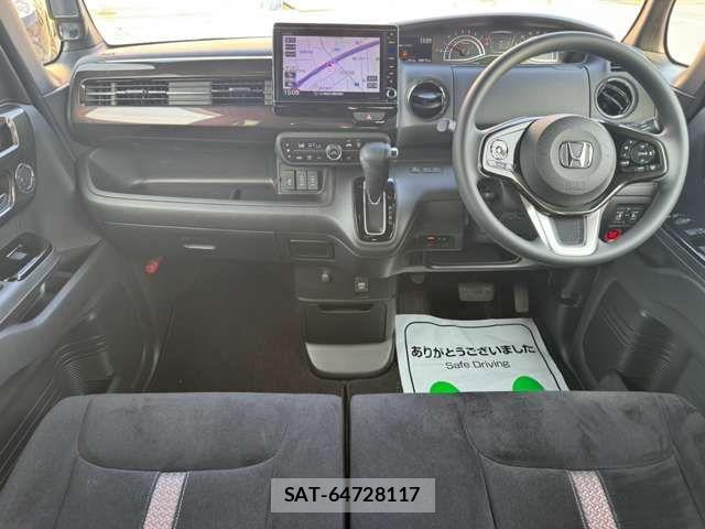 Honda N BOX CUSTOM 2018-08 8796911-13