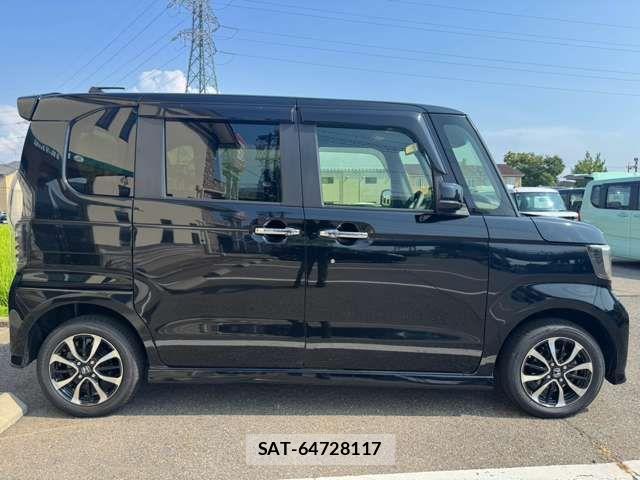 Honda N BOX CUSTOM 2018-08 8796911-8