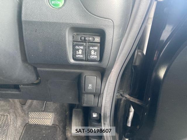 Honda N BOX CUSTOM 2012-05 8830781-11
