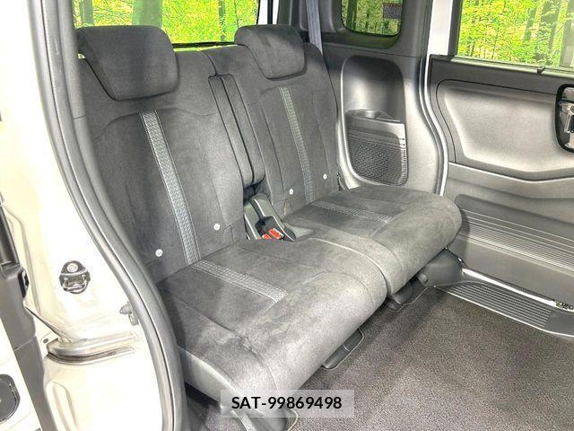 Honda N BOX CUSTOM 2022-02 8830774-9