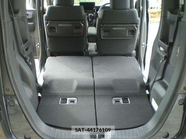 Honda N BOX CUSTOM 2025-09 8830775-24