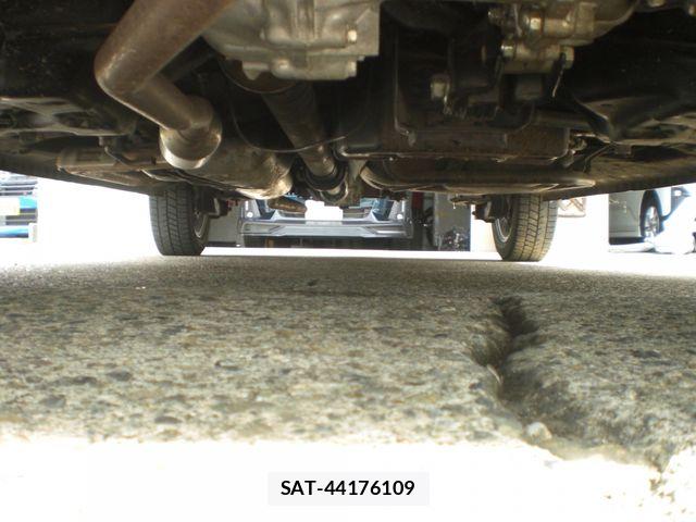 Honda N BOX CUSTOM 2025-09 8830775-25
