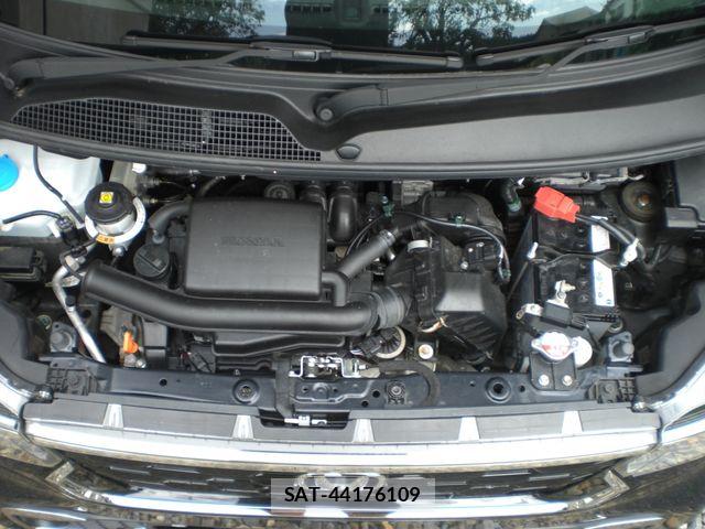 Honda N BOX CUSTOM 2025-09 8830775-27