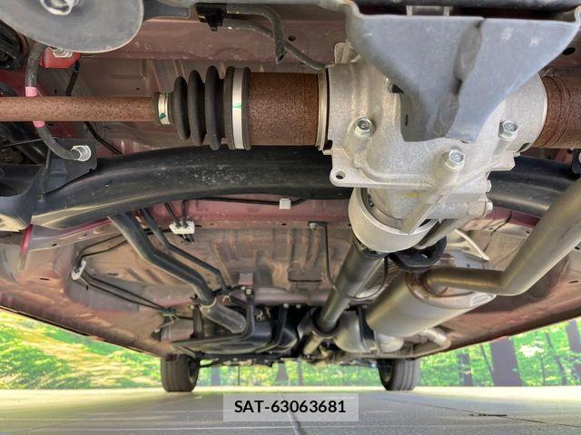 Honda N BOX CUSTOM 2024-05 8830761-19