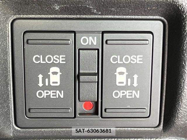 Honda N BOX CUSTOM 2024-05 8830761-4
