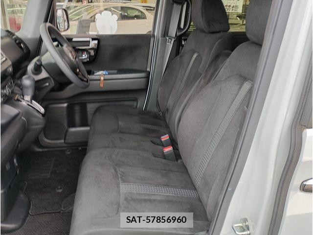 Honda N BOX CUSTOM 2022-01 8830776-10