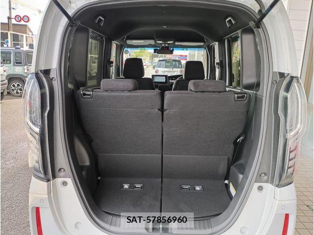 Honda N BOX CUSTOM 2022-01 8830776-16