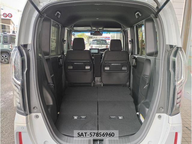 Honda N BOX CUSTOM 2022-01 8830776-18