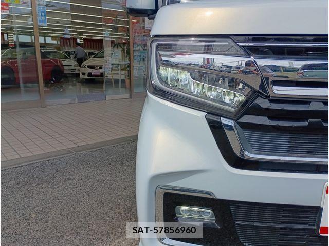 Honda N BOX CUSTOM 2022-01 8830776-3