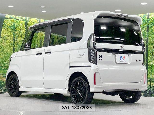 Honda N BOX CUSTOM 2023-10 8850139-16