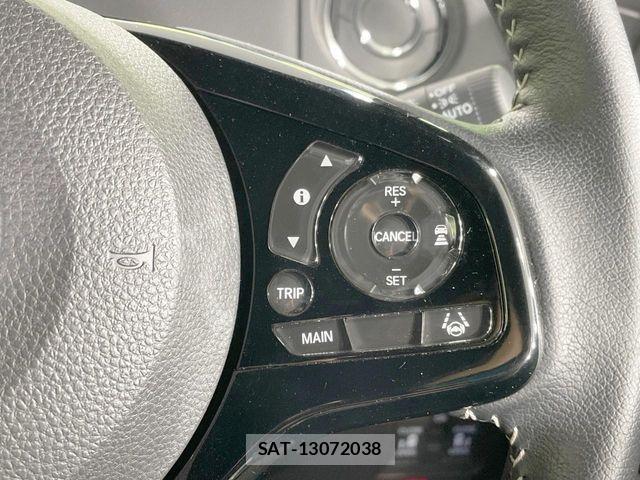 Honda N BOX CUSTOM 2023-10 8850139-6