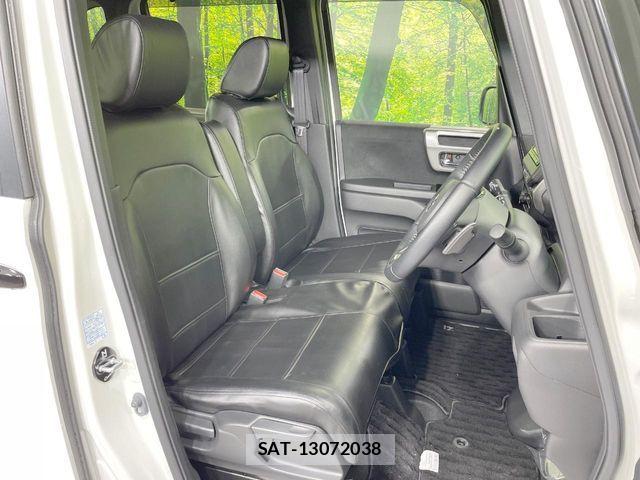Honda N BOX CUSTOM 2023-10 8850139-8