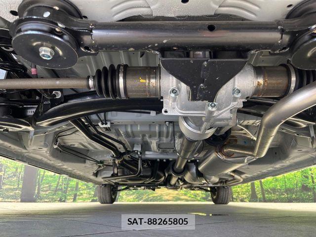 Honda N BOX CUSTOM 2026-07 8850137-18